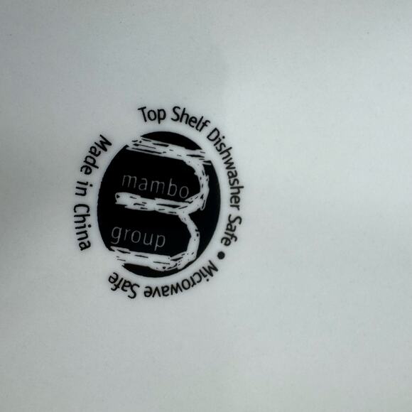 Mambo Group The Giving Plate Glazed Ceramic Holiday Christmas 9" Plate - Picture 5 of 5